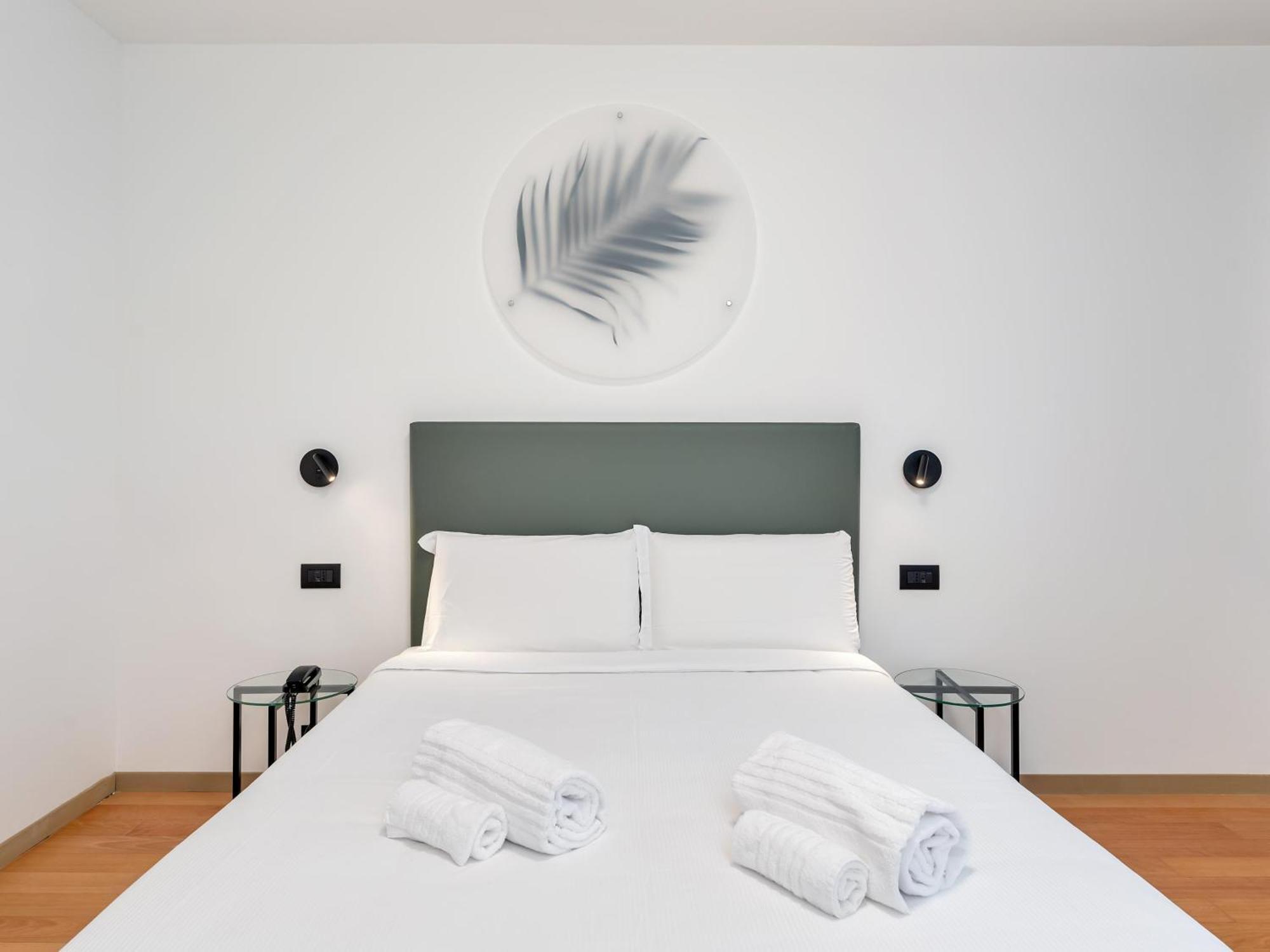 B&B Hotel Alba Ngoại thất bức ảnh