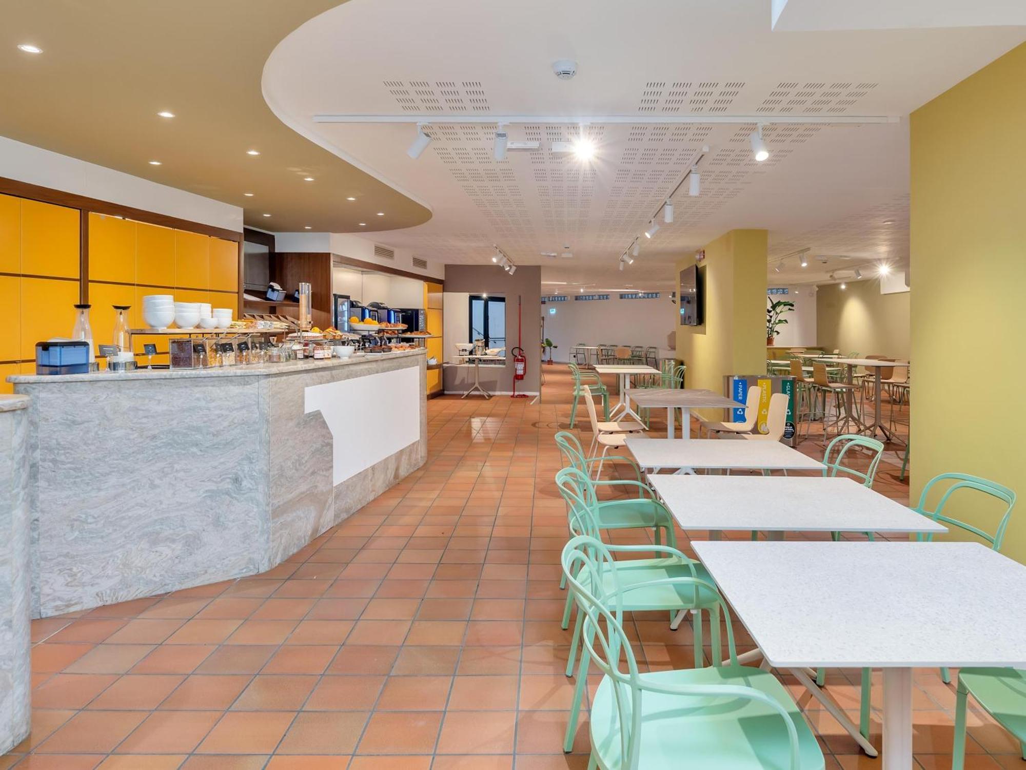 B&B Hotel Alba Ngoại thất bức ảnh